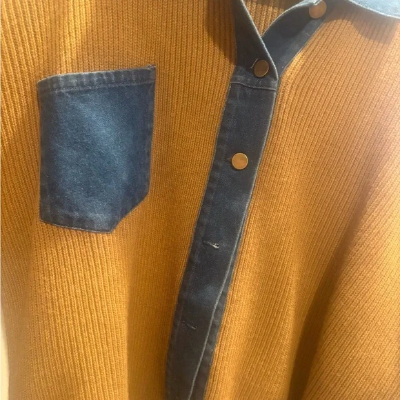 French Mauve Chunky Knit Cardigan with Contrasting Pocket - Picture 2 of 4